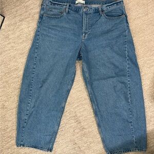 Abercrombie Mid Rise Barrel Jean